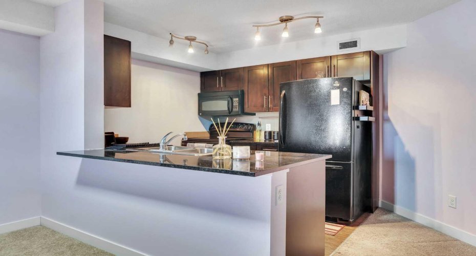 7210 80 Avenue, Calgary, Alberta T3J 0n7, 1 Bedroom Bedrooms, ,1 BathroomBathrooms,Residential,For Sale,80,A2293337