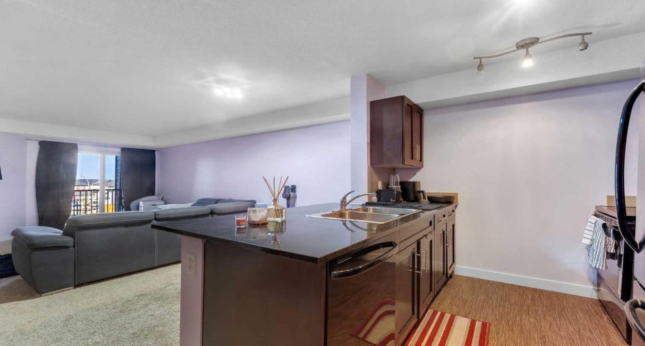 7210 80 Avenue, Calgary, Alberta T3J 0n7, 1 Bedroom Bedrooms, ,1 BathroomBathrooms,Residential,For Sale,80,A2293337