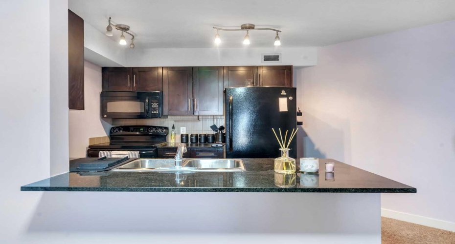 7210 80 Avenue, Calgary, Alberta T3J 0n7, 1 Bedroom Bedrooms, ,1 BathroomBathrooms,Residential,For Sale,80,A2293337