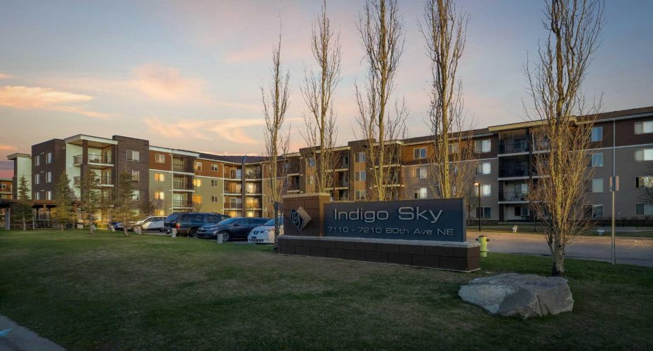 7210 80 Avenue, Calgary, Alberta T3J 0n7, 1 Bedroom Bedrooms, ,1 BathroomBathrooms,Residential,For Sale,80,A2293337