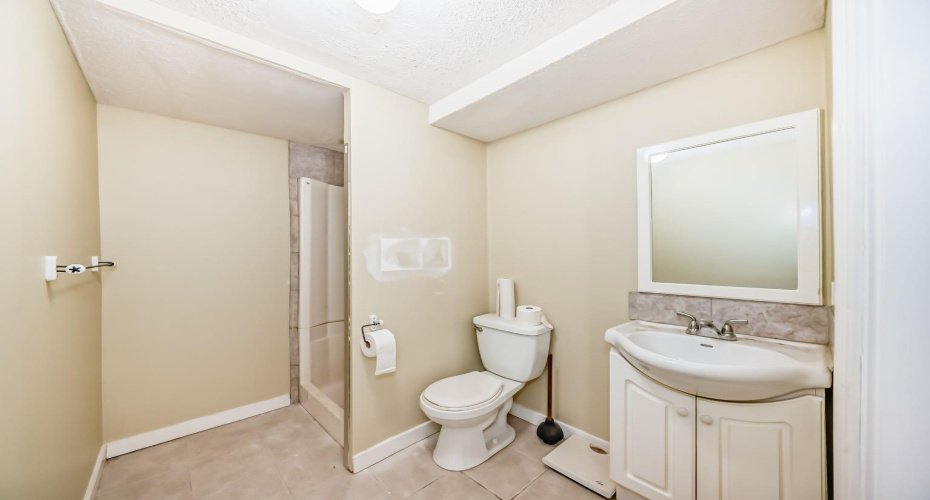247 Bracewood Road, Calgary, Alberta T2W 3C2, 3 Bedrooms Bedrooms, ,2 BathroomsBathrooms,Residential,For Sale,Bracewood,A2293348