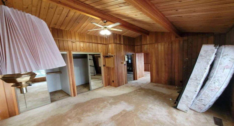 15 Glenview Drive, Calgary, Alberta T3E 4H4, 6 Bedroom Bedrooms, 0 ,3 BathroomBathrooms,Residential,For Sale,Glenview,0,A2293402