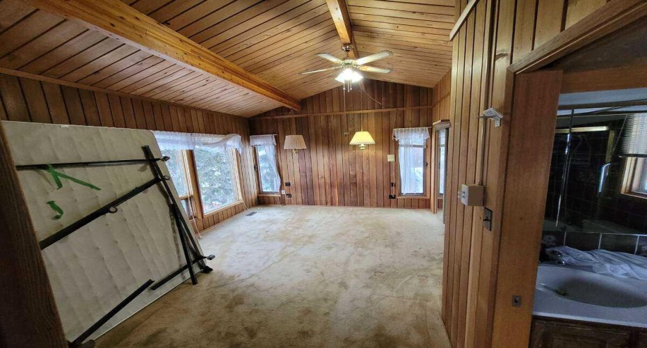 15 Glenview Drive, Calgary, Alberta T3E 4H4, 6 Bedroom Bedrooms, 0 ,3 BathroomBathrooms,Residential,For Sale,Glenview,0,A2293402