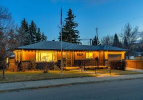 3 Cardiff Drive, Calgary, Alberta T2K1R4, 4 Bedroom Bedrooms, 0 ,3 BathroomBathrooms,Residential,For Sale,Cardiff,0,A2293404