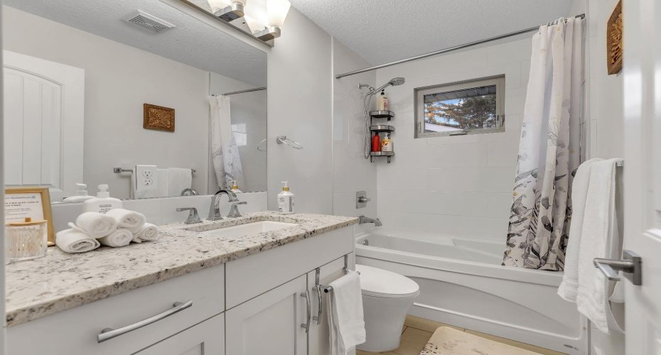 3 Cardiff Drive, Calgary, Alberta T2K1R4, 4 Bedroom Bedrooms, 0 ,3 BathroomBathrooms,Residential,For Sale,Cardiff,0,A2293404