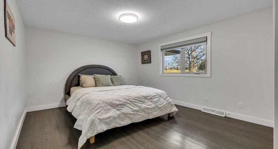 3 Cardiff Drive, Calgary, Alberta T2K1R4, 4 Bedroom Bedrooms, 0 ,3 BathroomBathrooms,Residential,For Sale,Cardiff,0,A2293404