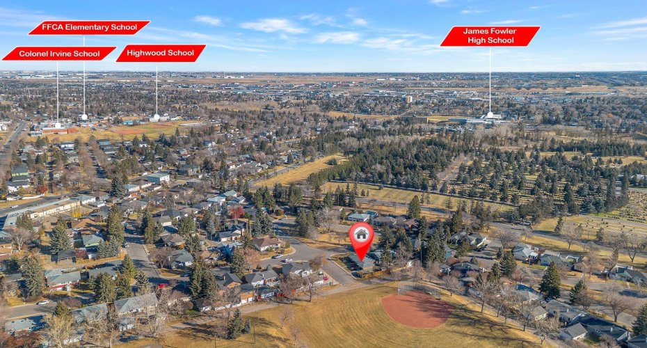 3 Cardiff Drive, Calgary, Alberta T2K1R4, 4 Bedroom Bedrooms, 0 ,3 BathroomBathrooms,Residential,For Sale,Cardiff,0,A2293404