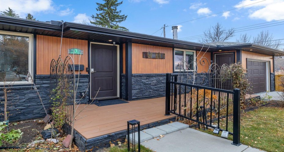 3 Cardiff Drive, Calgary, Alberta T2K1R4, 4 Bedroom Bedrooms, 0 ,3 BathroomBathrooms,Residential,For Sale,Cardiff,0,A2293404