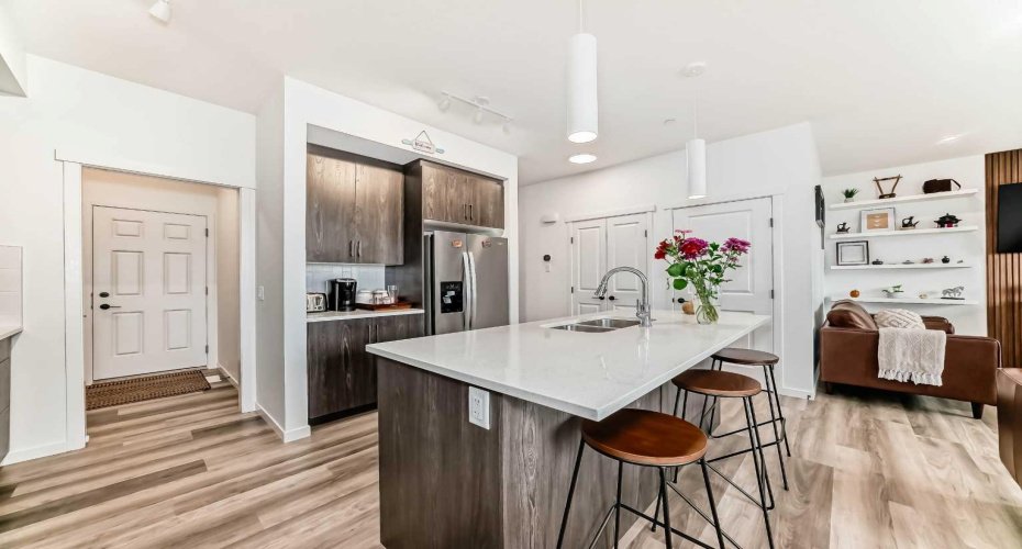 171 Hotchkiss Manor, Calgary, Alberta T3S 0G5, 3 Bedrooms Bedrooms, ,3 BathroomsBathrooms,Residential,For Sale,Hotchkiss,A2293462