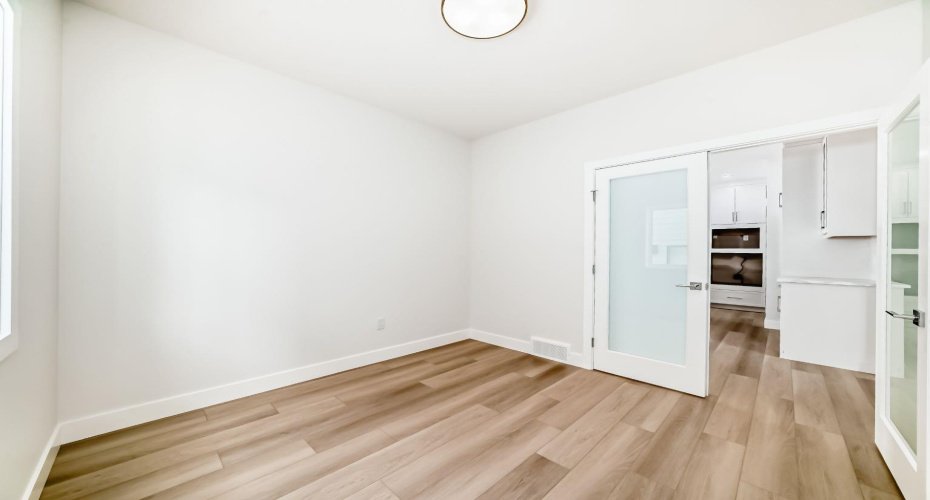 707 Mandalay Avenue, Carstairs, Alberta T0M 0N0, 3 Bedrooms Bedrooms, ,3 BathroomsBathrooms,Residential,For Sale,Mandalay,A2292567