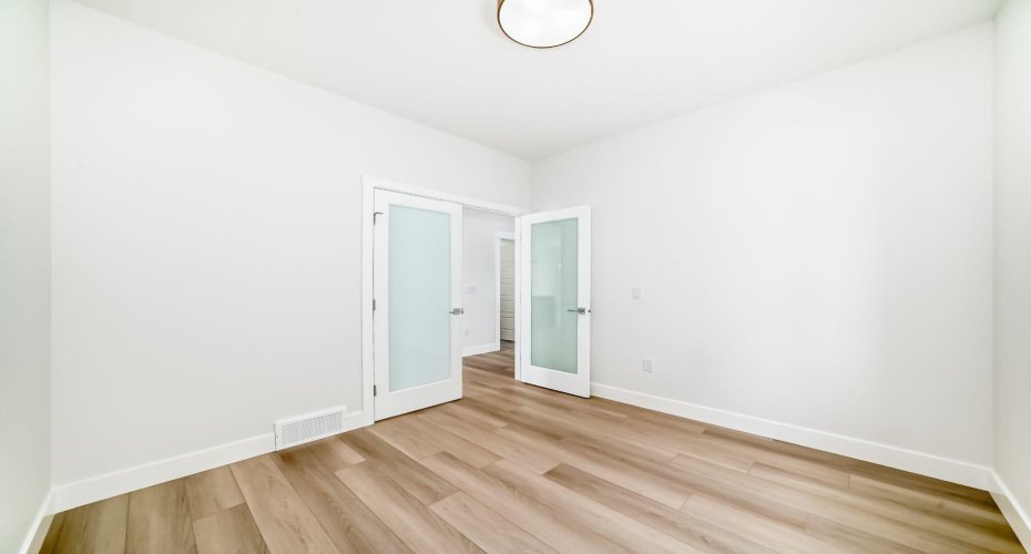 707 Mandalay Avenue, Carstairs, Alberta T0M 0N0, 3 Bedrooms Bedrooms, ,3 BathroomsBathrooms,Residential,For Sale,Mandalay,A2292567