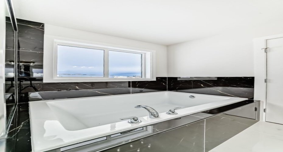 707 Mandalay Avenue, Carstairs, Alberta T0M 0N0, 3 Bedrooms Bedrooms, ,3 BathroomsBathrooms,Residential,For Sale,Mandalay,A2292567