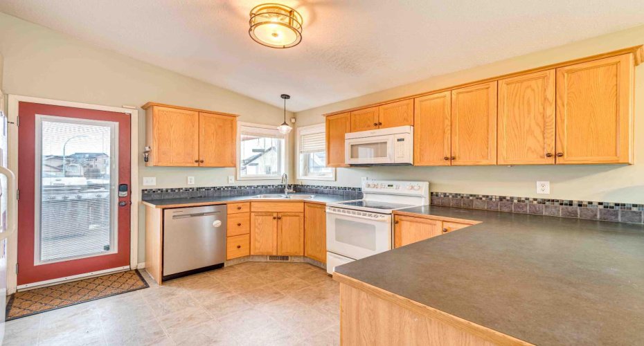 95 Inglewood Drive, Red Deer, Alberta T4R0B2, 4 Bedrooms Bedrooms, ,2 BathroomsBathrooms,Residential,For Sale,Inglewood,A2291723