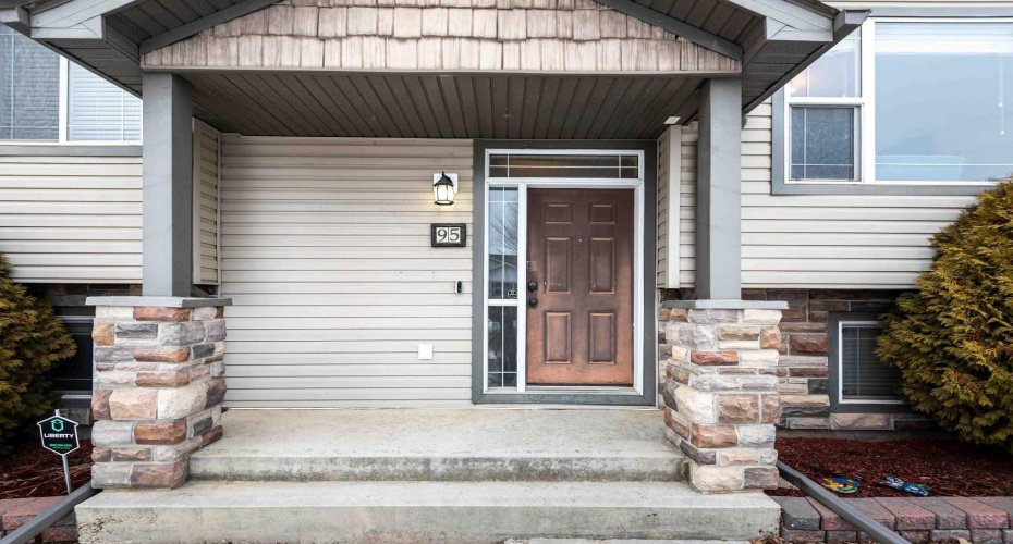 95 Inglewood Drive, Red Deer, Alberta T4R0B2, 4 Bedrooms Bedrooms, ,2 BathroomsBathrooms,Residential,For Sale,Inglewood,A2291723