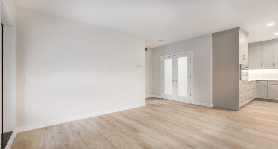 2117 81 Street, Calgary, Alberta T3H 6H5, 2 Bedrooms Bedrooms, ,2 BathroomsBathrooms,Residential,For Sale,81,A2291343