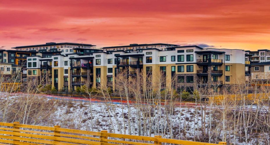 2117 81 Street, Calgary, Alberta T3H 6H5, 2 Bedrooms Bedrooms, ,2 BathroomsBathrooms,Residential,For Sale,81,A2291346