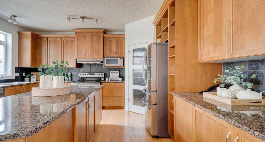 108 Tuscany Estates Close, Calgary, Alberta T3L 2Z7, 4 Bedroom Bedrooms, 0 ,4 BathroomBathrooms,Residential,For Sale,Tuscany Estates,0,A2293236