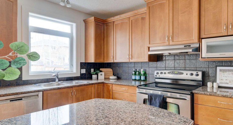 108 Tuscany Estates Close, Calgary, Alberta T3L 2Z7, 4 Bedroom Bedrooms, 0 ,4 BathroomBathrooms,Residential,For Sale,Tuscany Estates,0,A2293236
