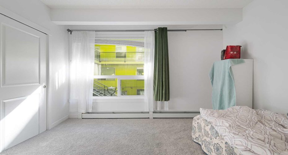 1740 9 Street, Calgary, Alberta T2M 4Z5, 2 Bedrooms Bedrooms, ,2 BathroomsBathrooms,Residential,For Sale,9,A2293549