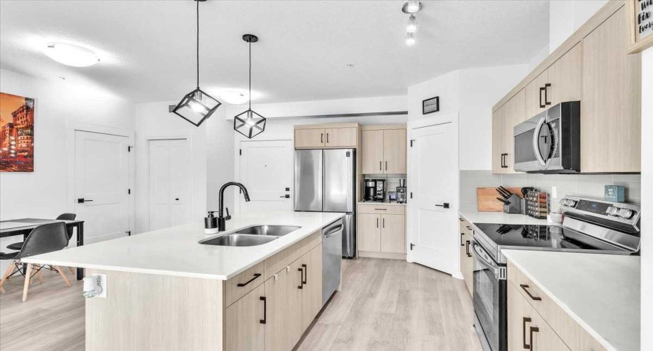 Stainless steel and Quartz