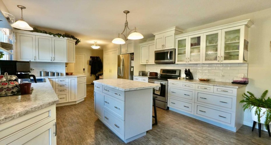 233077 Highway 2, Rural Peace No. 135, M.D. of, Alberta T0H 1W0, 5 Bedrooms Bedrooms, ,3 BathroomsBathrooms,Residential,For Sale,Highway 2,A2293580