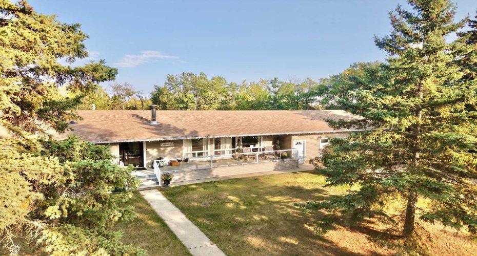 233077 Highway 2, Rural Peace No. 135, M.D. of, Alberta T0H 1W0, 5 Bedrooms Bedrooms, ,3 BathroomsBathrooms,Residential,For Sale,Highway 2,A2293580