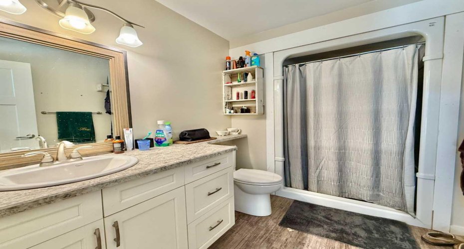 233077 Highway 2, Rural Peace No. 135, M.D. of, Alberta T0H 1W0, 5 Bedrooms Bedrooms, ,3 BathroomsBathrooms,Residential,For Sale,Highway 2,A2293580