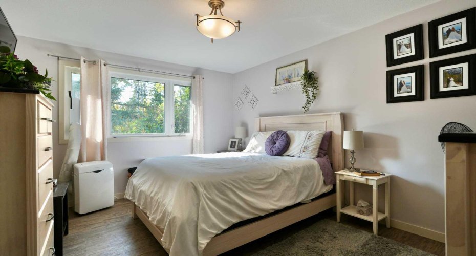 233077 Highway 2, Rural Peace No. 135, M.D. of, Alberta T0H 1W0, 5 Bedrooms Bedrooms, ,3 BathroomsBathrooms,Residential,For Sale,Highway 2,A2293580