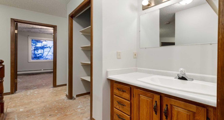 281141 TOWNSHIP ROAD 274, Rural Rocky View County, Alberta T4A 2S3, 5 Bedrooms Bedrooms, ,4 BathroomsBathrooms,Agri-business,For Sale,TOWNSHIP ROAD 274,A2286844