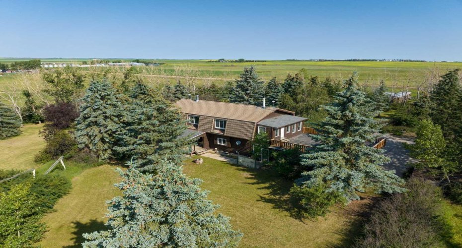 281141 TOWNSHIP ROAD 274, Rural Rocky View County, Alberta T4A 2S3, 5 Bedrooms Bedrooms, ,4 BathroomsBathrooms,Agri-business,For Sale,TOWNSHIP ROAD 274,A2286844
