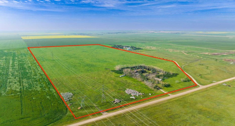 281141 TOWNSHIP ROAD 274, Rural Rocky View County, Alberta T4A 2S3, 5 Bedrooms Bedrooms, ,4 BathroomsBathrooms,Agri-business,For Sale,TOWNSHIP ROAD 274,A2286844