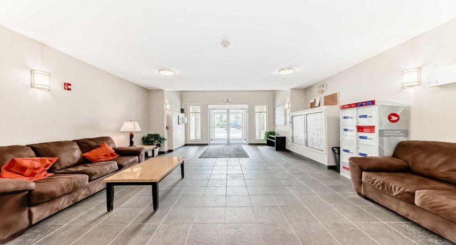 22 Auburn Bay Link, Calgary, Alberta T3M 1Z8, 2 Bedrooms Bedrooms, ,2 BathroomsBathrooms,Residential,For Sale,Auburn Bay,A2287277