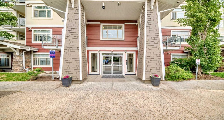 22 Auburn Bay Link, Calgary, Alberta T3M 1Z8, 2 Bedrooms Bedrooms, ,2 BathroomsBathrooms,Residential,For Sale,Auburn Bay,A2287277