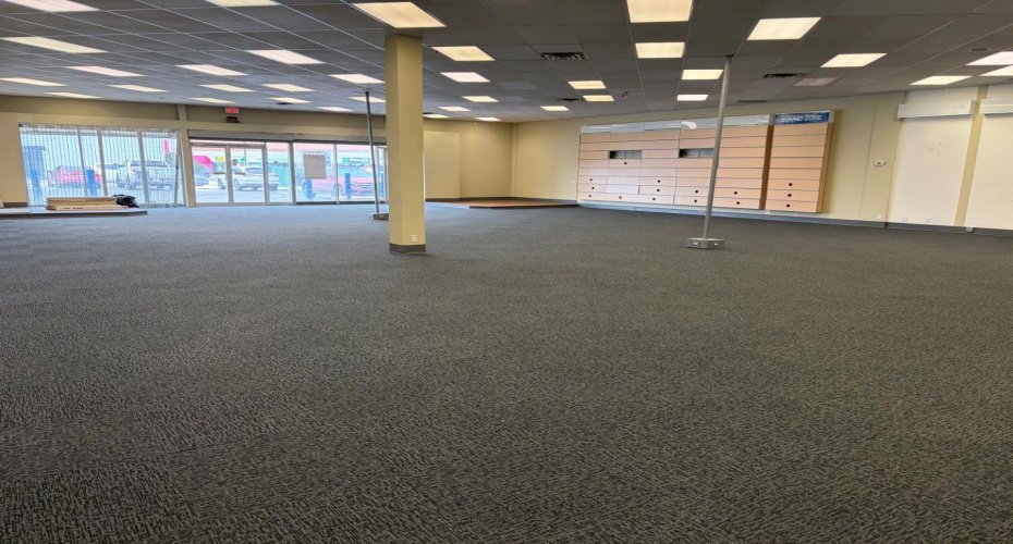 9737 Macleod Trail, Calgary, Alberta T2J 0P6, ,Commercial,For Lease,Macleod,A2289551