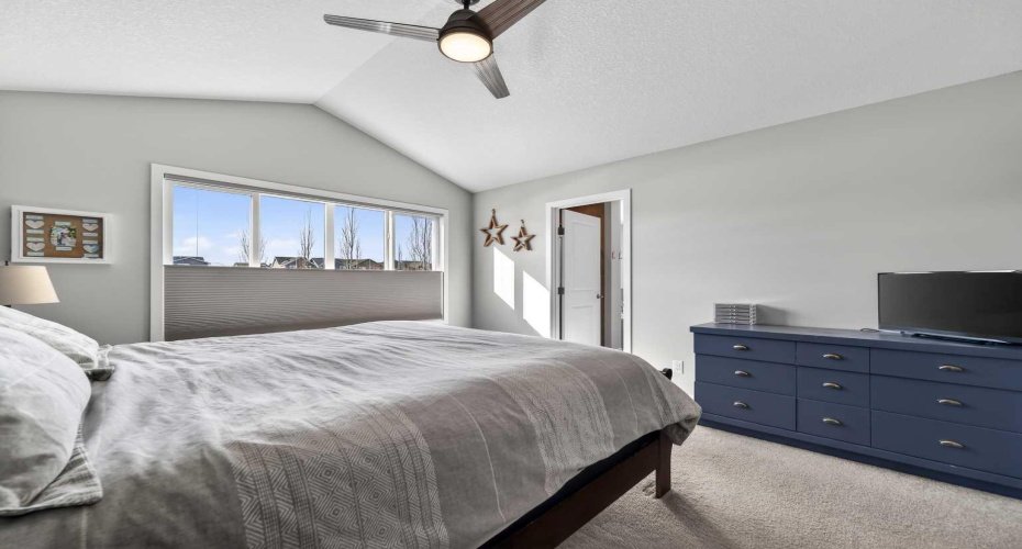 242 Mahogany Passage, Calgary, Alberta T3M 2J8, 3 Bedrooms Bedrooms, ,3 BathroomsBathrooms,Residential,For Sale,Mahogany,A2289677