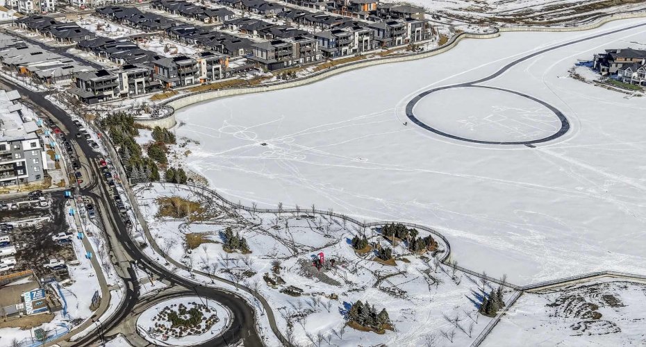 242 Mahogany Passage, Calgary, Alberta T3M 2J8, 3 Bedrooms Bedrooms, ,3 BathroomsBathrooms,Residential,For Sale,Mahogany,A2289677