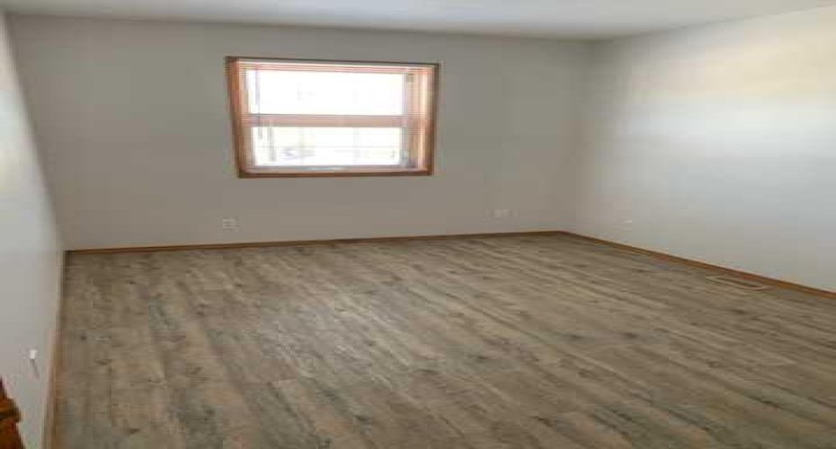 3313 50 Avenue, Sylvan Lake, Alberta T5S 1A9, 5 Bedrooms Bedrooms, ,2 BathroomsBathrooms,Residential,For Sale,50,A2289774