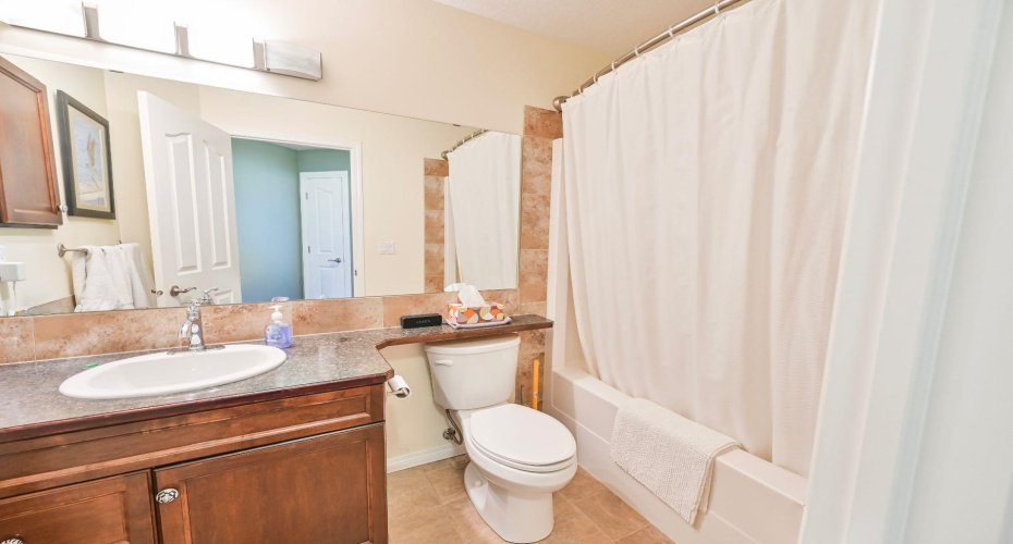 77 Pondside Crescent, Blackfalds, Alberta T4M 0G3, 4 Bedrooms Bedrooms, ,3 BathroomsBathrooms,Residential,For Sale,Pondside,A2290258