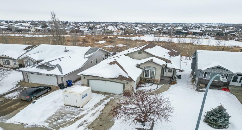 77 Pondside Crescent, Blackfalds, Alberta T4M 0G3, 4 Bedrooms Bedrooms, ,3 BathroomsBathrooms,Residential,For Sale,Pondside,A2290258
