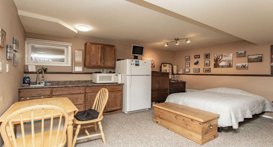 10 Patterson Crescent, Red Deer, Alberta T4P 1J5, 3 Bedrooms Bedrooms, ,2 BathroomsBathrooms,Residential,For Sale,Patterson,A2290413