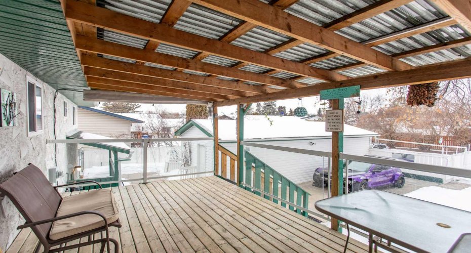 10 Patterson Crescent, Red Deer, Alberta T4P 1J5, 3 Bedrooms Bedrooms, ,2 BathroomsBathrooms,Residential,For Sale,Patterson,A2290413