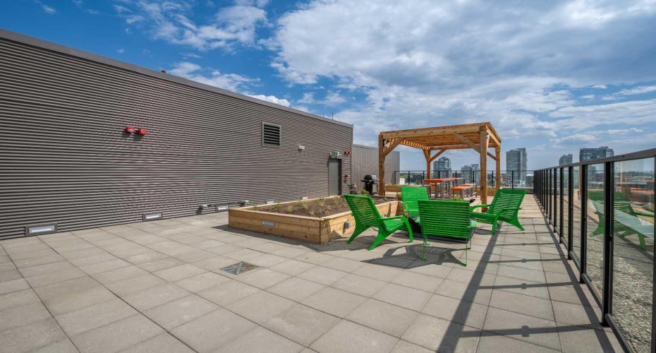 123 4 Street, Calgary, Alberta T2E 3S2, 1 Bedroom Bedrooms, ,1 BathroomBathrooms,Residential,For Sale,4,A2290473