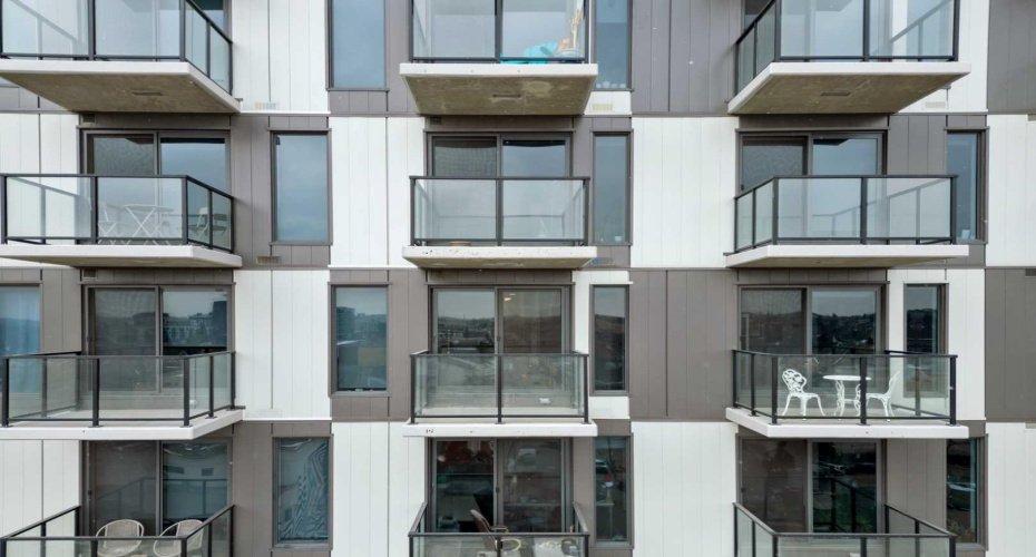 123 4 Street, Calgary, Alberta T2E 3S2, 1 Bedroom Bedrooms, ,1 BathroomBathrooms,Residential,For Sale,4,A2290473