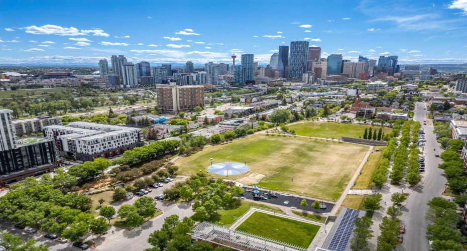 123 4 Street, Calgary, Alberta T2E 3S2, 1 Bedroom Bedrooms, ,1 BathroomBathrooms,Residential,For Sale,4,A2290473