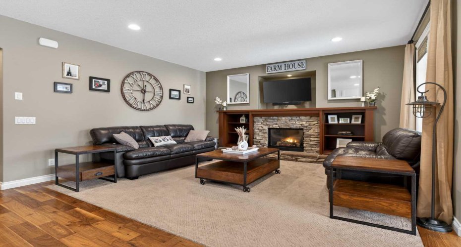 280 Coopers Hill, Airdrie, Alberta T4B 0R9, 4 Bedrooms Bedrooms, ,4 BathroomsBathrooms,Residential,For Sale,Coopers,A2290498