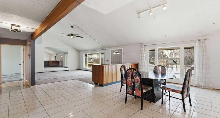 64 Doverview Place, Calgary, Alberta T2B 1Z5, 3 Bedrooms Bedrooms, ,2 BathroomsBathrooms,Residential,For Sale,Doverview,A2291081