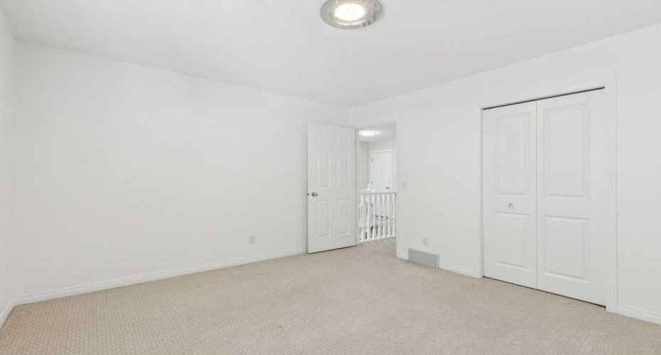 232 Oakmere Place, Chestermere, Alberta T1X 1L2, 5 Bedrooms Bedrooms, ,4 BathroomsBathrooms,Residential,For Sale,Oakmere,A2291102