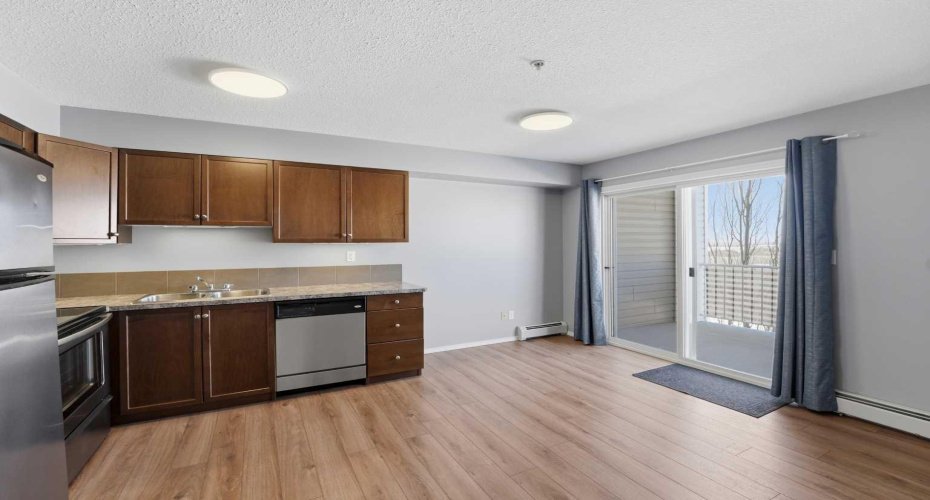 3 Broadway Rise, Sylvan Lake, Alberta T4S 0G9, 1 Bedroom Bedrooms, ,1 BathroomBathrooms,Residential,For Sale,Broadway,A2291274