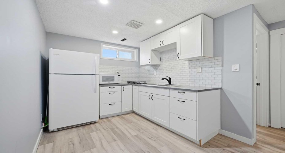 128 Ridgegate Way, Airdrie, Alberta T4B1A9, 4 Bedrooms Bedrooms, ,3 BathroomsBathrooms,Residential,For Sale,Ridgegate,A2293079