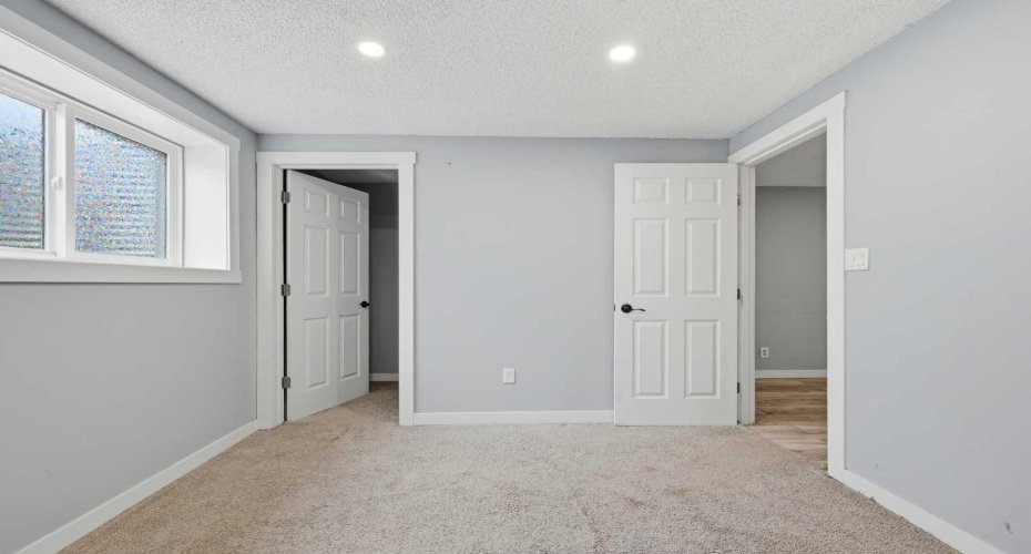 128 Ridgegate Way, Airdrie, Alberta T4B1A9, 4 Bedrooms Bedrooms, ,3 BathroomsBathrooms,Residential,For Sale,Ridgegate,A2293079